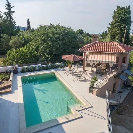 Jelavic Apartmán Sutomiscica