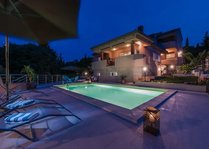 Appartement Jelavic Sutomiscica