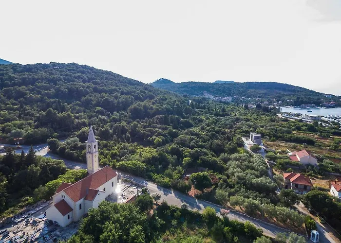 Appartement Jelavic Sutomiscica