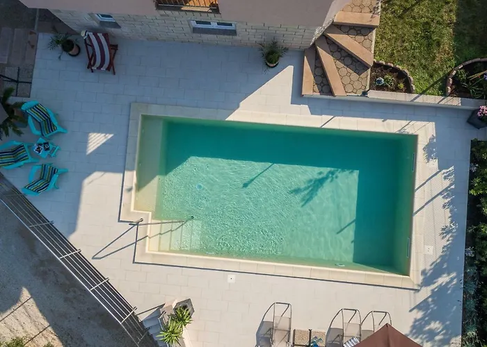 Jelavic Appartement Sutomiscica