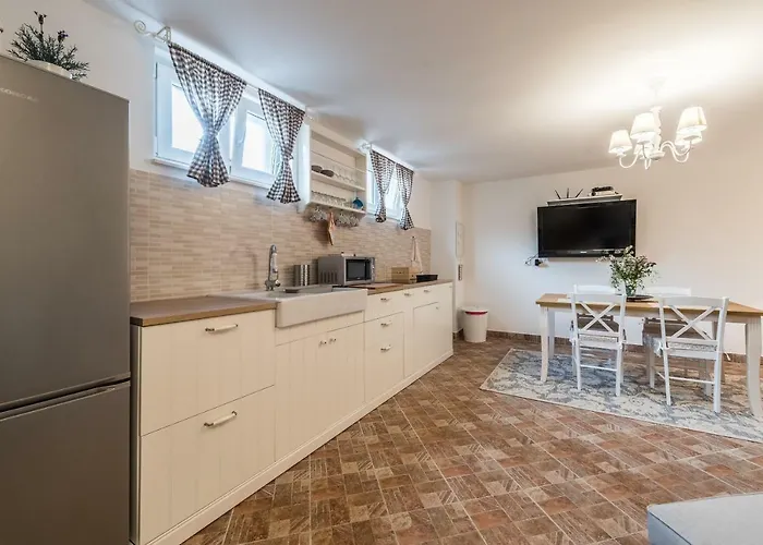 Jelavic Appartement Sutomiscica