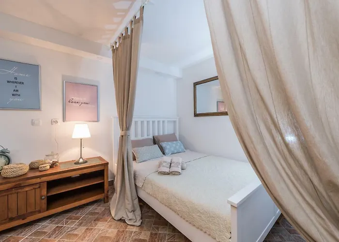 Jelavic * Sutomiscica