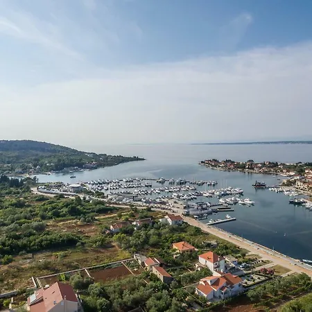 Apartamento Jelavic Sutomiscica